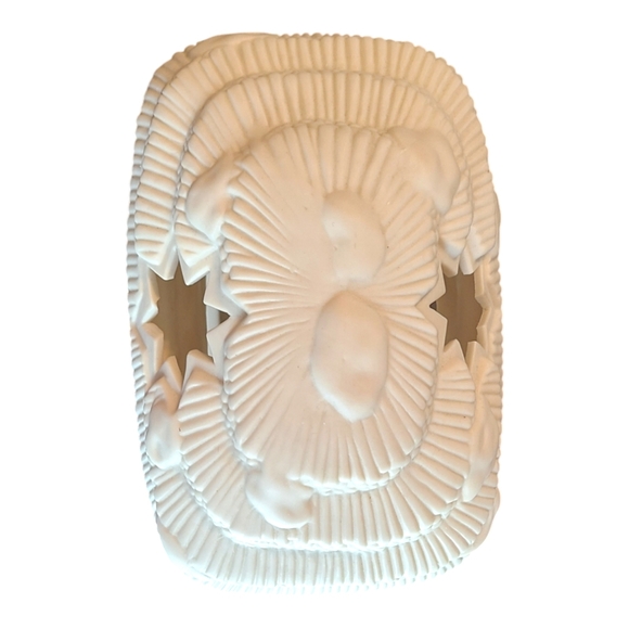 PartyLite P0108 O Holy Night porcelain bisque Candle Holder  Nativity Scene - Picture 9 of 10